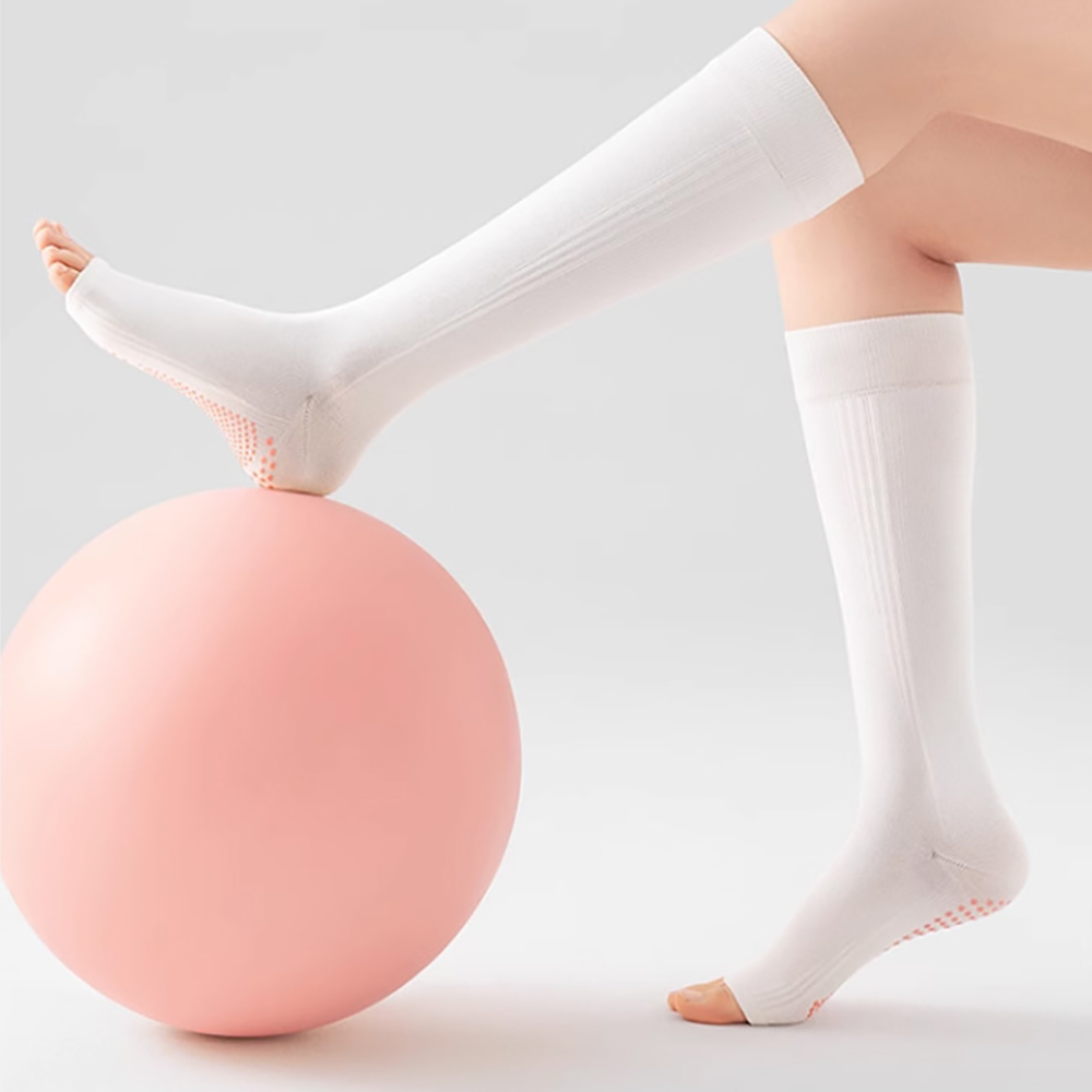 Kaus Kaki Yoga Profesional den - Yoga Of Fitness ulasan dan harga