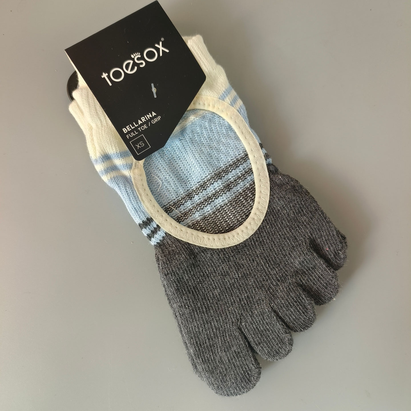 Kaus Kaki Yoga Toesox untuk Wa - Yoga Fitness Training ulasan dan harga
